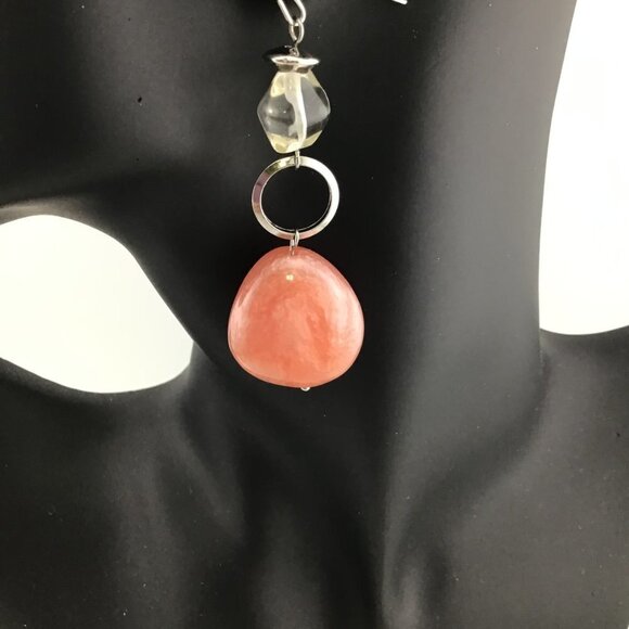 Peachy Pink and Clear Beaded Earrings - Picture 4 of 9